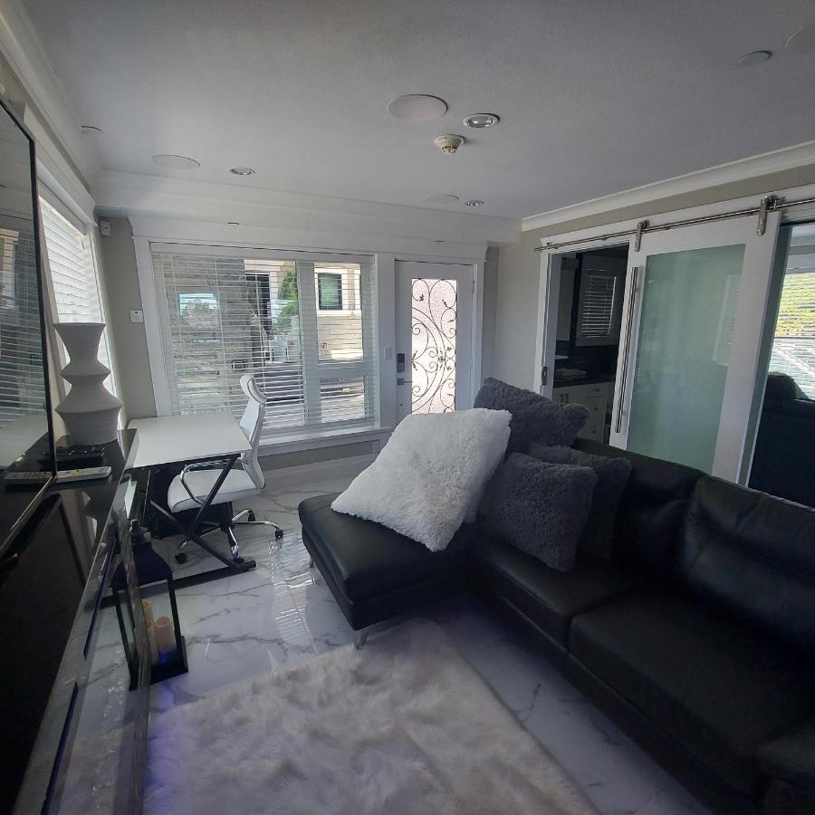 밴쿠버 Beautiful Bright 3 Bed Townhouse 아파트 외부 사진