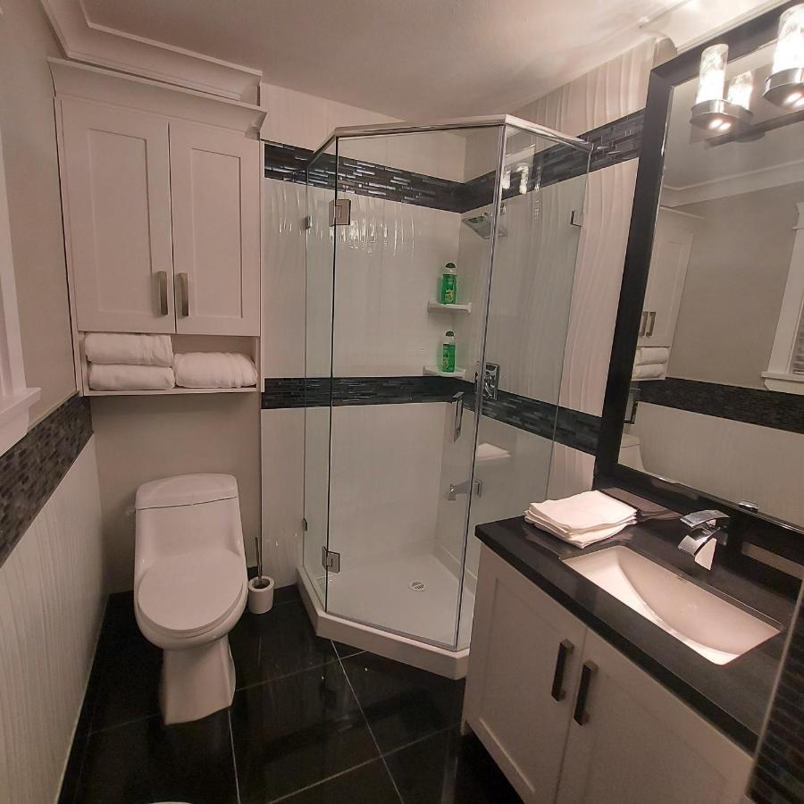 밴쿠버 Beautiful Bright 3 Bed Townhouse 아파트 외부 사진