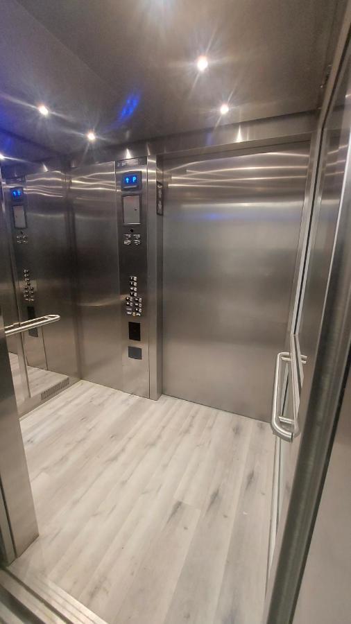 밴쿠버 Beautiful Bright 3 Bed Townhouse 아파트 외부 사진