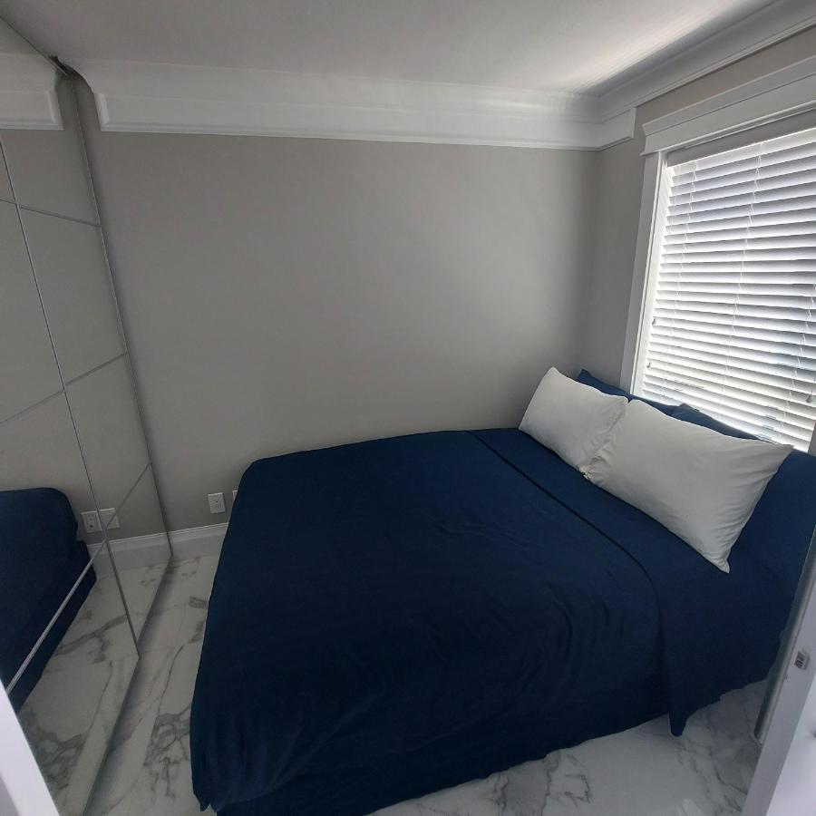 밴쿠버 Beautiful Bright 3 Bed Townhouse 아파트 외부 사진